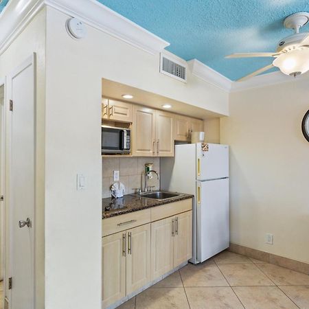 Bay Palms Waterfront Resort - Hotel And Marina St. Pete Beach Chambre photo