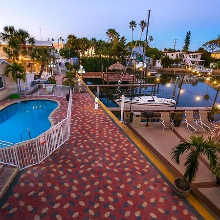 Bay Palms Waterfront Resort - Hotel And Marina St. Pete Beach Extérieur photo