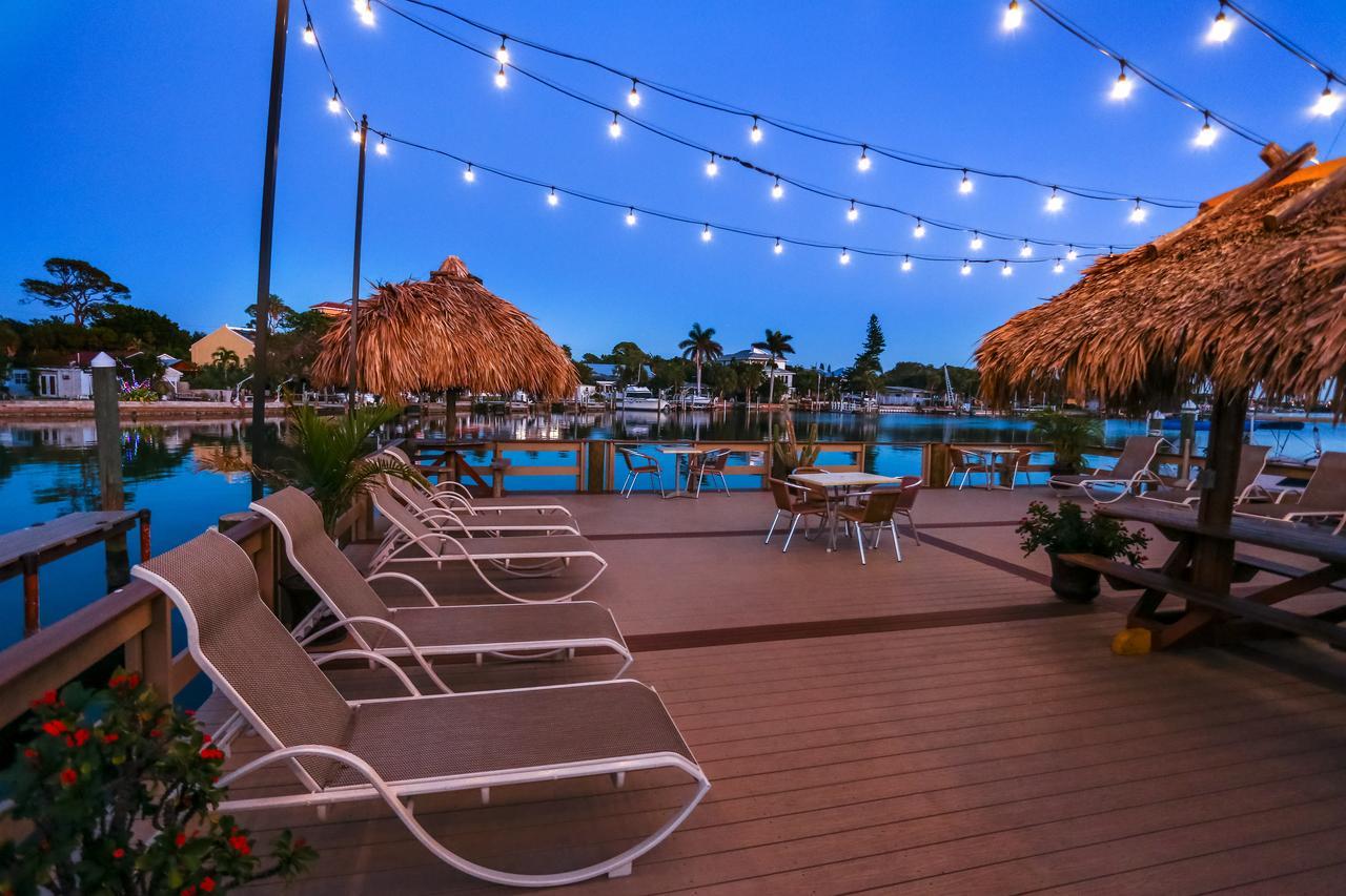 Bay Palms Waterfront Resort - Hotel And Marina St. Pete Beach Extérieur photo