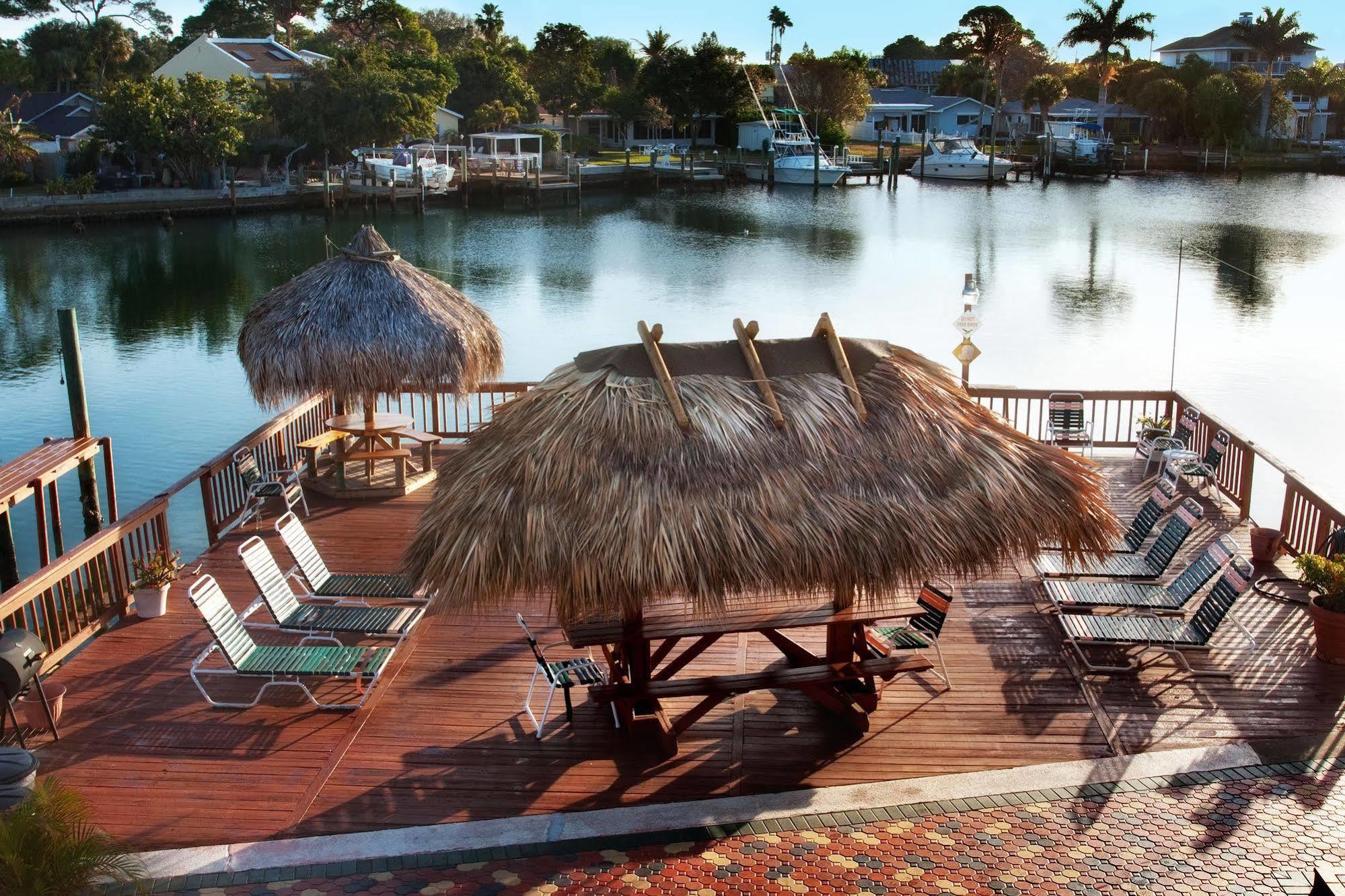 Bay Palms Waterfront Resort - Hotel And Marina St. Pete Beach Extérieur photo