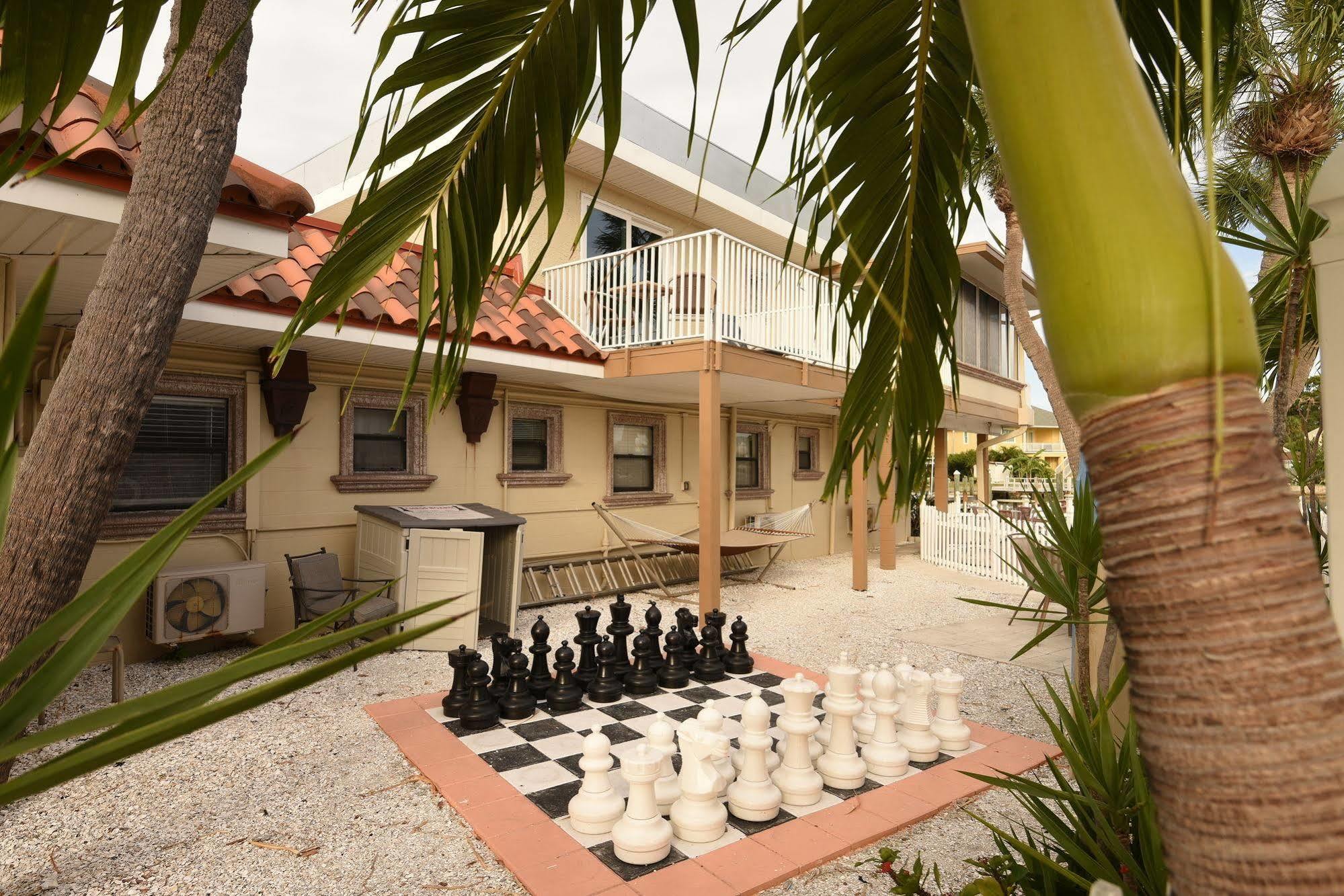 Bay Palms Waterfront Resort - Hotel And Marina St. Pete Beach Extérieur photo