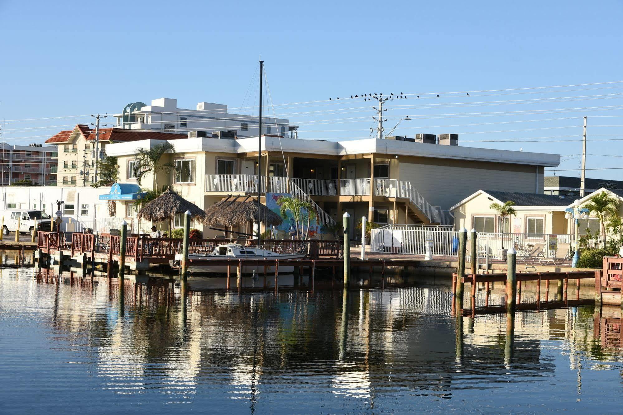 Bay Palms Waterfront Resort - Hotel And Marina St. Pete Beach Extérieur photo