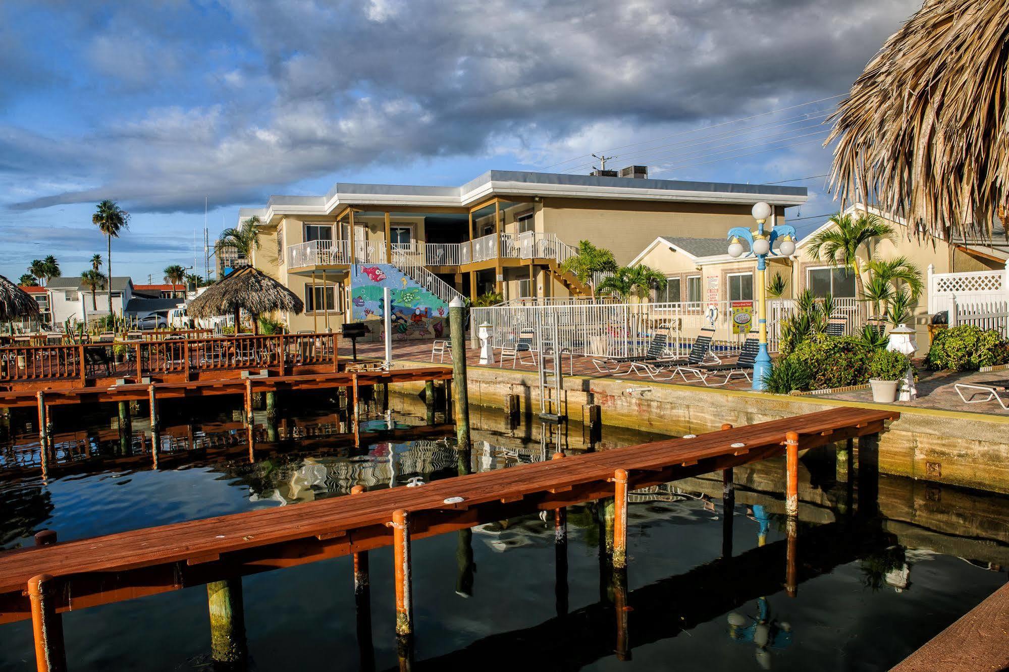 Bay Palms Waterfront Resort - Hotel And Marina St. Pete Beach Extérieur photo
